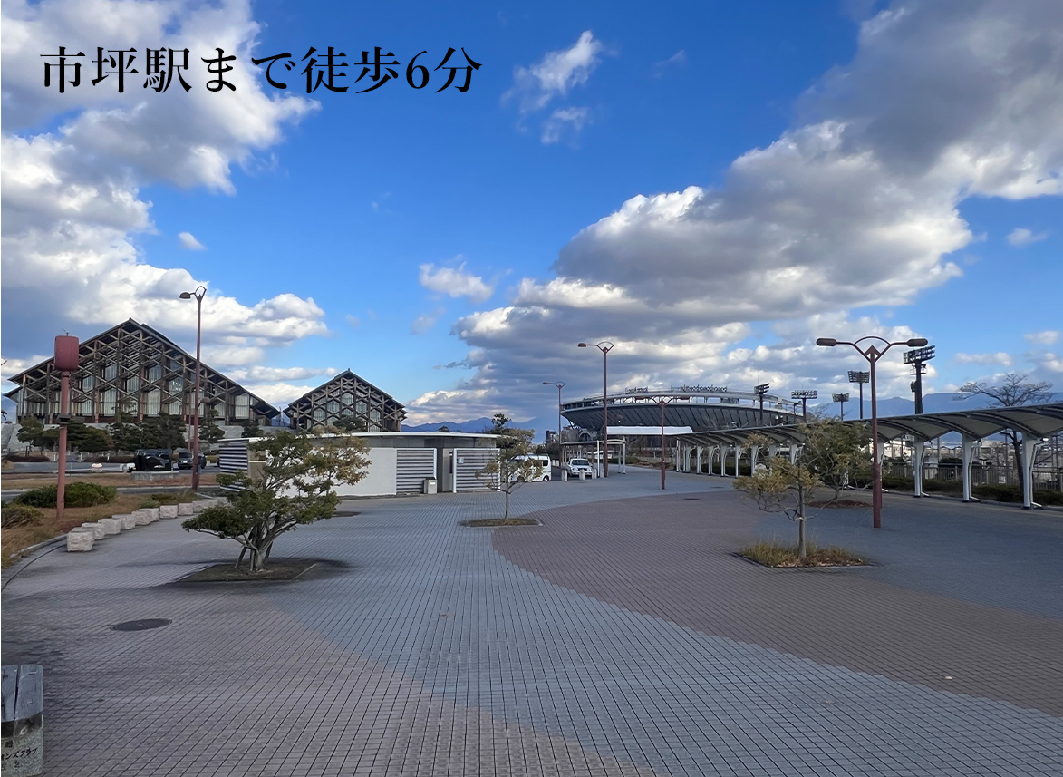 アースタウン市坪南 ／建築条件付き分譲地［全3区画］